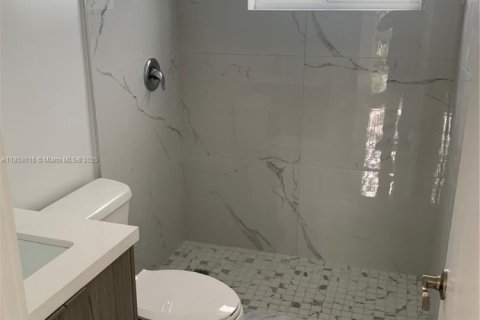 Appartement à louer à Miami, Floride: 279.26 m2 № 1960699 - photo 5