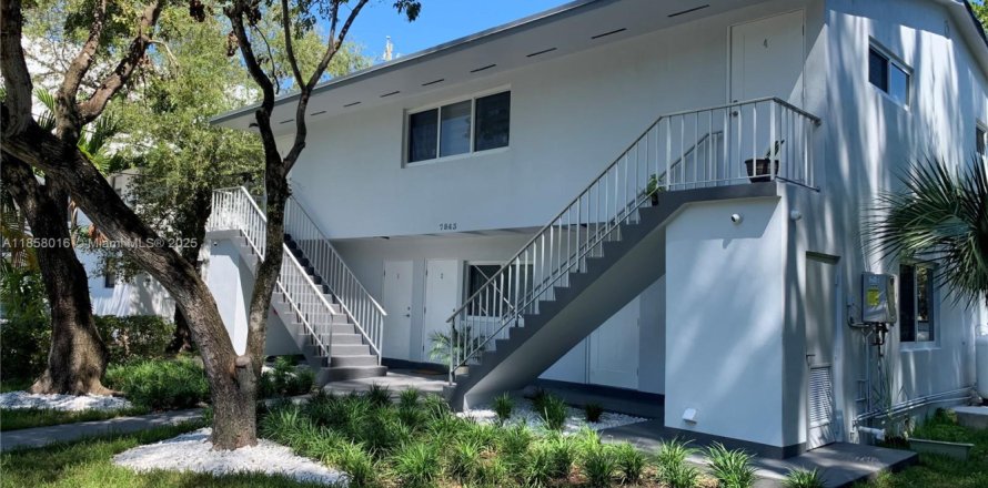 Studio à Miami, Floride № 1960699