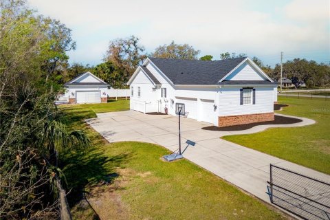 Villa ou maison à vendre à Mulberry, Floride: 4 chambres, 344.95 m2 № 1542828 - photo 14