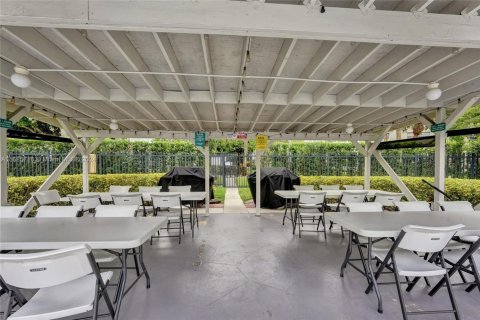 Condominio en venta en Lauderdale Lakes, Florida, 1 dormitorio, 63.55 m2 № 1714093 - foto 27