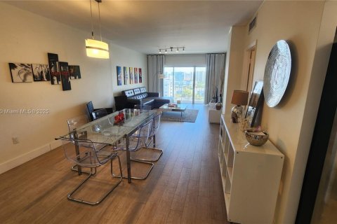 Condo in Sunny Isles Beach, Florida, 1 bedroom  № 1809594 - photo 6