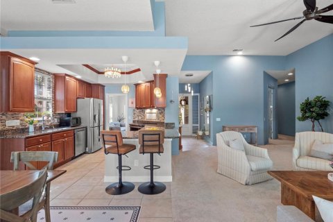 House in Orlando, Florida 3 bedrooms, 186.27 sq.m. № 2323997 - photo 7
