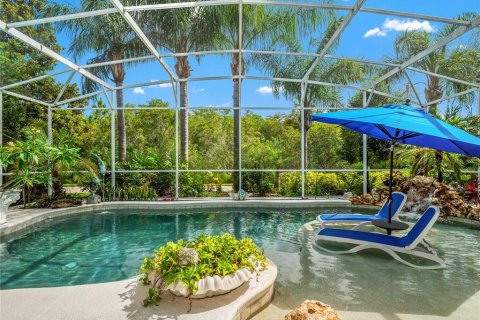 House in Orlando, Florida 3 bedrooms, 186.27 sq.m. № 2323997 - photo 2