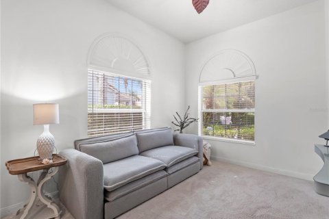 House in Orlando, Florida 3 bedrooms, 186.27 sq.m. № 2323997 - photo 26