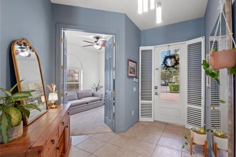 House in Orlando, Florida 3 bedrooms, 186.27 sq.m. № 2323997 - photo 4