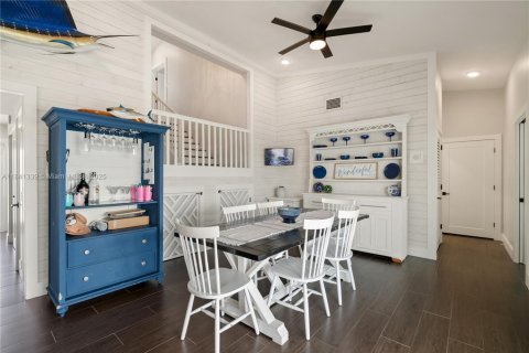 Casa en venta en Key Largo, Florida, 4 dormitorios, 188.13 m2 № 1834285 - foto 15