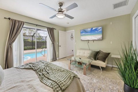 House in Sarasota, Florida 3 bedrooms, 116.41 sq.m. № 2150716 - photo 22