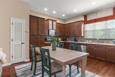Adosado en venta en Tampa, Florida, 2 dormitorios, 120.77 m2 № 1759756 - foto 9
