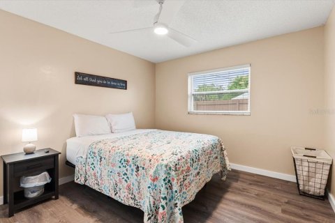 Villa ou maison à vendre à Sarasota, Floride: 3 chambres, 112.41 m2 № 2399243 - photo 21