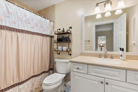 Villa ou maison à vendre à Sarasota, Floride: 3 chambres, 112.41 m2 № 2399243 - photo 18