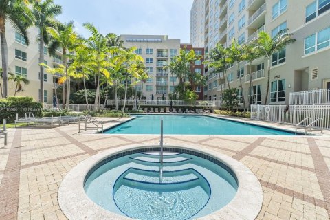 Condo in Miami, Florida, 1 bedroom  № 1745842 - photo 20
