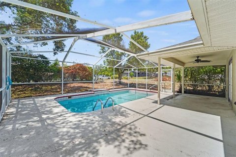 Villa ou maison à vendre à Spring Hill, Floride: 2 chambres, 124.12 m2 № 2217348 - photo 13
