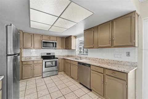 Villa ou maison à vendre à Spring Hill, Floride: 2 chambres, 124.12 m2 № 2217348 - photo 6