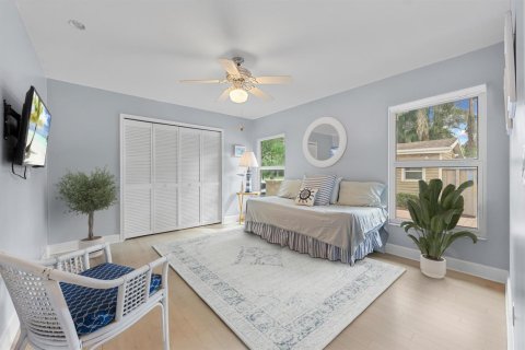 House in Palm Beach Gardens, Florida 4 bedrooms, 224.82 sq.m. № 2250421 - photo 18