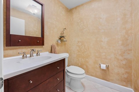 House in Palm Beach Gardens, Florida 4 bedrooms, 224.82 sq.m. № 2250421 - photo 23