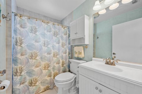 House in Palm Beach Gardens, Florida 4 bedrooms, 224.82 sq.m. № 2250421 - photo 21