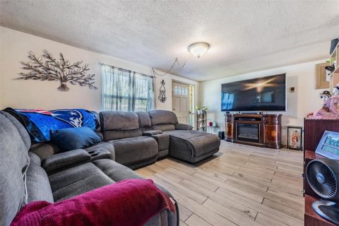 House in New Port Richey, Florida 2 bedrooms, 90.86 sq.m. № 1735591 - photo 8