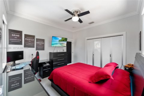 Купить виллу или дом в Майами-Лейкс, Флорида 5 спален, 240.99м2, № 2047779 - фото 27