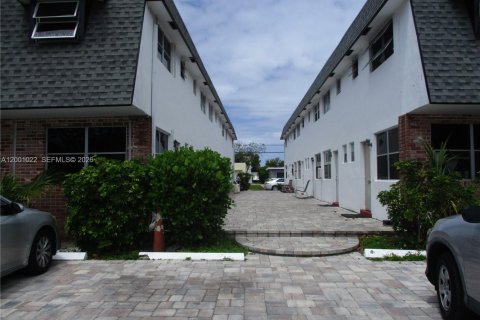 Adosado en alquiler en Hollywood, Florida, 1 dormitorio, 77.39 m2 № 2065289 - foto 21