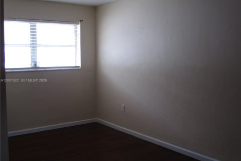 Adosado en alquiler en Hollywood, Florida, 1 dormitorio, 77.39 m2 № 2065289 - foto 14