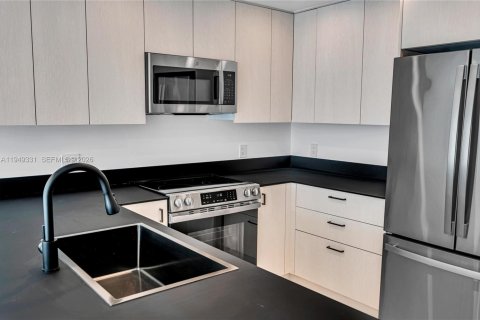 Copropriété à louer à Miami Beach, Floride: 1 chambre, 61.22 m2 № 2006147 - photo 14