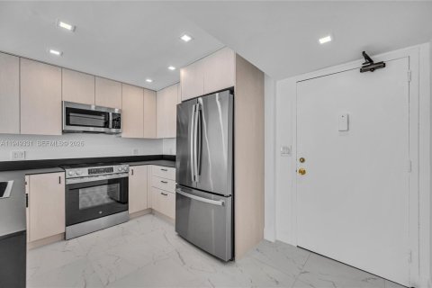 Copropriété à louer à Miami Beach, Floride: 1 chambre, 61.22 m2 № 2006147 - photo 8