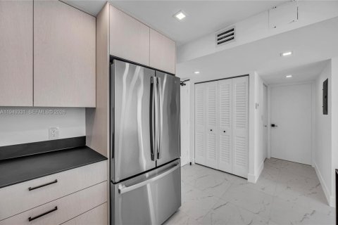 Copropriété à louer à Miami Beach, Floride: 1 chambre, 61.22 m2 № 2006147 - photo 9