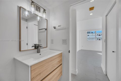 Copropriété à louer à Miami Beach, Floride: 1 chambre, 61.22 m2 № 2006147 - photo 27