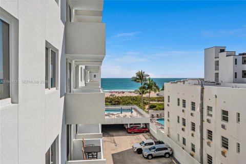 Copropriété à louer à Miami Beach, Floride: 1 chambre, 61.22 m2 № 2006147 - photo 19