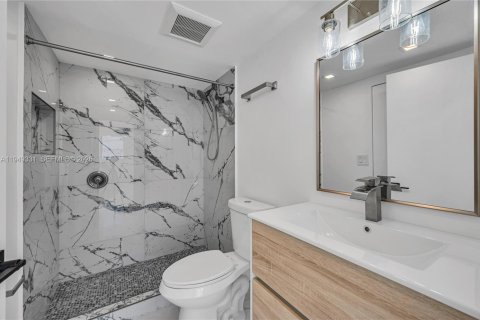 Copropriété à louer à Miami Beach, Floride: 1 chambre, 61.22 m2 № 2006147 - photo 26