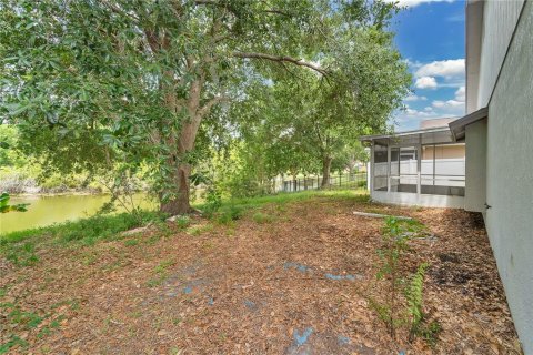 House in Land O' Lakes, Florida 4 bedrooms, 137.12 sq.m. № 1760593 - photo 22