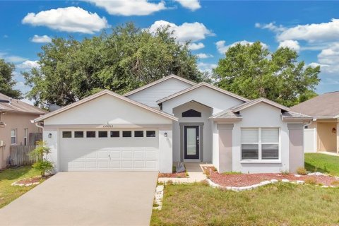 House in Land O' Lakes, Florida 4 bedrooms, 137.12 sq.m. № 1760593 - photo 28