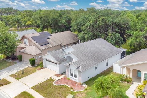 House in Land O' Lakes, Florida 4 bedrooms, 137.12 sq.m. № 1760593 - photo 30