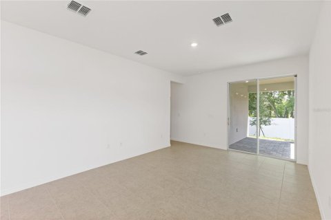 Villa ou maison à vendre à Fruitland Park, Floride: 4 chambres, 153.01 m2 № 1783375 - photo 14