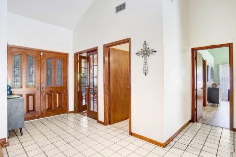 House in Seffner, Florida 4 bedrooms, 261.71 sq.m. № 2223311 - photo 15
