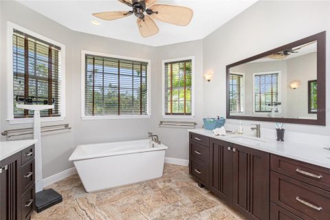 Casa en venta en Port Charlotte, Florida, 3 dormitorios, 193.7 m2 № 1866934 - foto 26