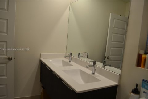 Copropriété à louer à Doral, Floride: 3 chambres, 132.76 m2 № 1809696 - photo 23