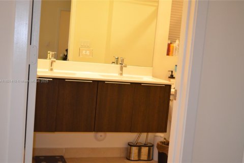 Copropriété à louer à Doral, Floride: 3 chambres, 132.76 m2 № 1809696 - photo 24