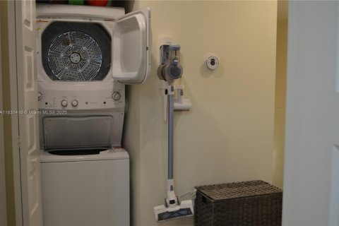 Copropriété à louer à Doral, Floride: 3 chambres, 132.76 m2 № 1809696 - photo 16