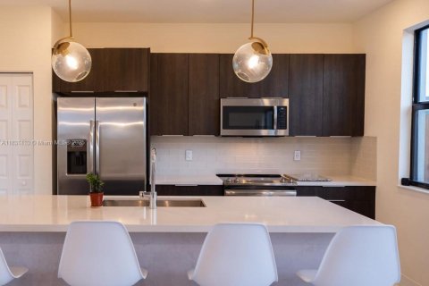 Copropriété à louer à Doral, Floride: 3 chambres, 132.76 m2 № 1809696 - photo 7