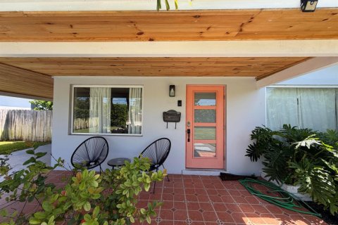 Villa ou maison à louer à West Palm Beach, Floride: 3 chambres, 100.33 m2 № 2386862 - photo 5