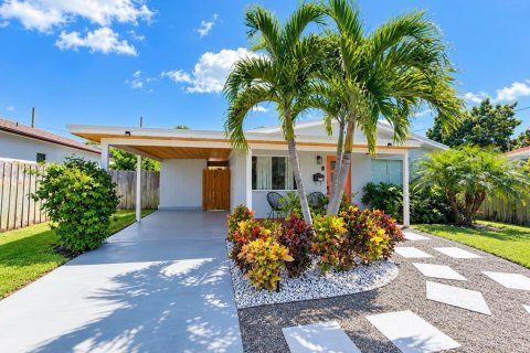 Villa ou maison à West Palm Beach, Floride 3 chambres, 100.33 m2 № 2386862