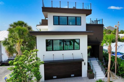 Villa ou maison à vendre à Sarasota, Floride: 6 chambres, 321.35 m2 № 1849807 - photo 1