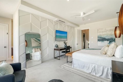 Villa ou maison à vendre à Sarasota, Floride: 6 chambres, 321.35 m2 № 1849807 - photo 27