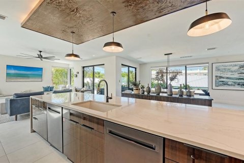 Villa ou maison à vendre à Sarasota, Floride: 6 chambres, 321.35 m2 № 1849807 - photo 16
