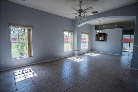 Adosado en alquiler en Orlando, Florida, 3 dormitorios, 113.34 m2 № 1917382 - foto 3