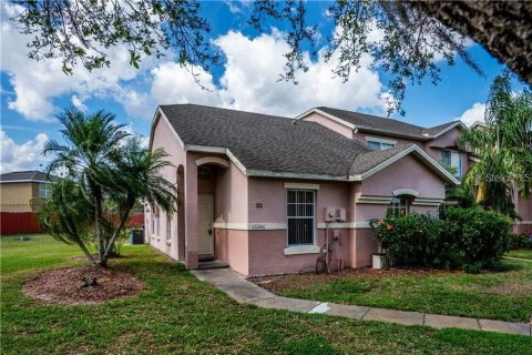 Adosado en alquiler en Orlando, Florida, 3 dormitorios, 113.34 m2 № 1917382 - foto 1