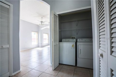 Adosado en alquiler en Orlando, Florida, 3 dormitorios, 113.34 m2 № 1917382 - foto 15