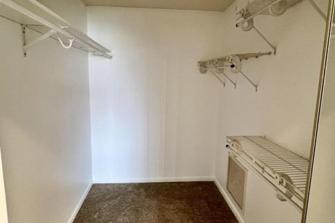 Снять в аренду кондоминиум в Хайполюксо, Флорида 4 комнаты, 138.15м2, № 2180442 - фото 16