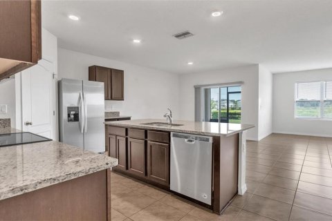 House in Lakeland, Florida 4 bedrooms, 173.45 sq.m. № 1844850 - photo 8